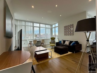 308 E 109th St Unit 8A, New York, NY 10029
