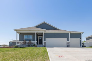 6407 Kyla Dr, Omaha, NE 68157