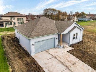 29359 Palmer Dr, Paola, KS 66071