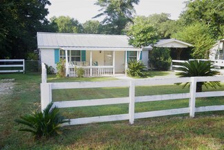3955 Diamond St, Milton, FL 32571