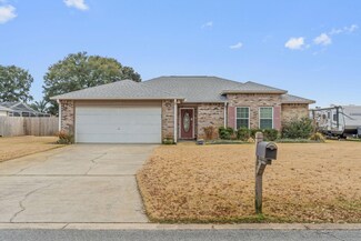 6913 Sea Trout Cir, Navarre, FL 32566