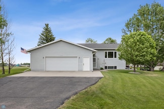 419 Cedar Cir, Harwood, ND 58042