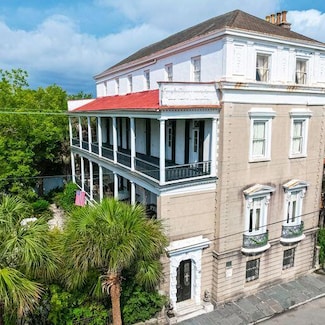 81 Rutledge Ave, Charleston, SC 29401