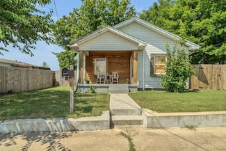 514 8th Ave E, Springfield, TN 37172