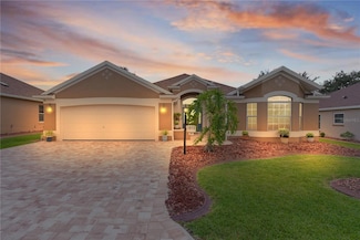 1972 Palo Alto Ave, Lady Lake, FL 32159