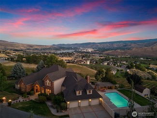 4180 April Dr, Wenatchee, WA 98801