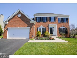 5124 Barbary St, Bethlehem, PA 18017