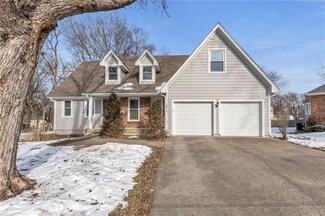 6913 Reeder Ct, Shawnee, KS 66203