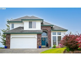 375 South St, Astoria, OR 97103