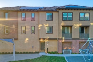 231 Mission Villas Rd, San Marcos, CA 92069
