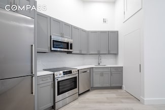 74 Leonard St Unit 5B, New York, NY 10013
