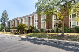 401 Ascot Dr Unit 1C, Park Ridge, IL 60068