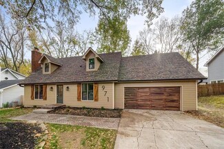 971 Northwyck Dr, Liberty, MO 64068