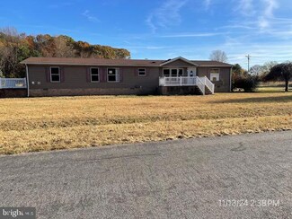 480 Andrews Lake Rd, Felton, DE 19943