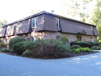 15 Lawrence Rd Unit 30, Rowley, MA 01969