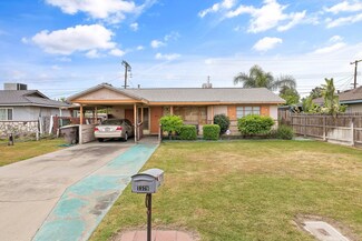 1579 E Sierra Ave, Tulare, CA 93274