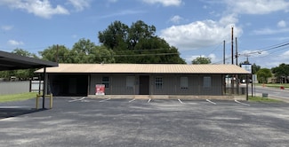 814 W Broadway St, Eden, TX 76837