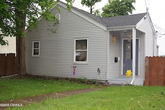 705 N 7th St, Sunbury, PA 17801