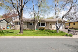 1334 22nd St W, Hastings, MN 55033