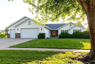 4001 Wembley Ave, Ames, IA 50010