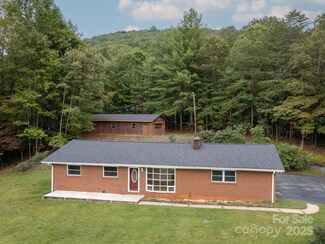 651 Case Cove Rd, Candler, NC 28715