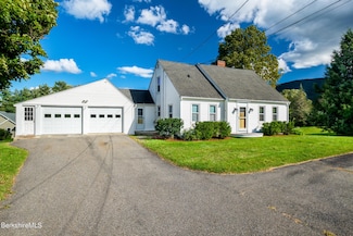 186 Stratton Rd, Williamstown, MA 01267