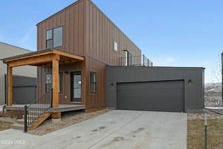 128 Kali Ln, Gypsum, CO 81637