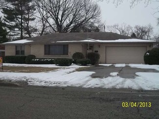 906 Grand Blvd, Joliet, IL 60436