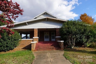 305 S College Ave Unit B, Newton, NC 28658