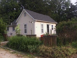 508 S First N A, Iola, KS 66749