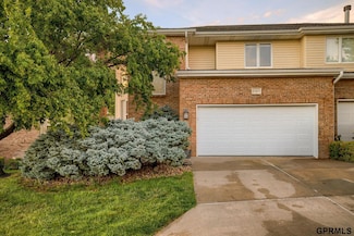 17477 Riviera Dr, Omaha, NE 68136