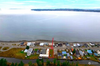 7370 Birch Bay Dr, Blaine, WA 98230