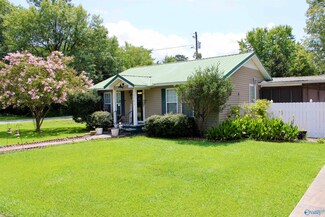 1103 Gray Rd, Gadsden, AL 35903