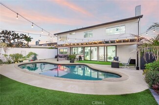 6611 Crista Palma Dr, Huntington Beach, CA 92647