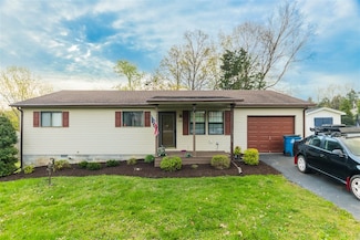 429 Cedar Springs Dr, Bowling Green, KY 42101