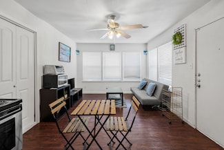 1010 W 23rd St Unit 16, Austin, TX 78705
