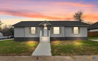 918 S 25th St, Temple, TX 76504
