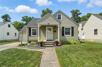 551 Kling Dr, Dayton, OH 45419