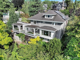 1065 Summit Ave E, Seattle, WA 98102