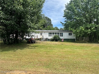 8426 E Tate Ln, Lavaca, AR 72941
