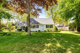 19 Anthony Rd, West Yarmouth, MA 02673
