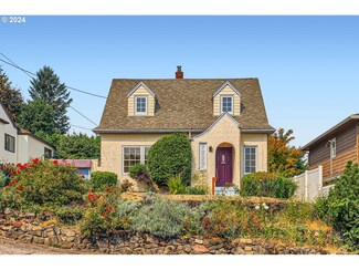 7227 SE Hawthorne Blvd, Portland, OR 97215