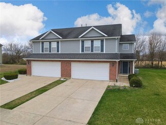 2144 Navajo Trail, Piqua, OH 45356