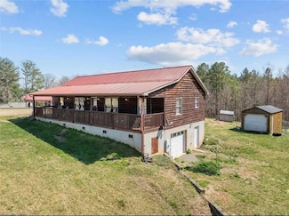 202 Roby Fulk Rd, Pinnacle, NC 27043