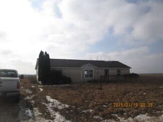 10812 E Le Claire St, Grant Park, IL 60940