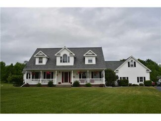 7611 Delamater Rd, Derby, NY 14047