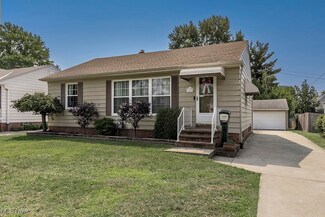 15214 Steinway Blvd, Maple Heights, OH 44137