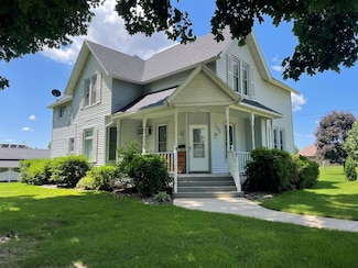 308 Grand Ave E, Grand Meadow, MN 55936