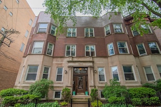 1017 W Dakin St Unit 1, Chicago, IL 60613