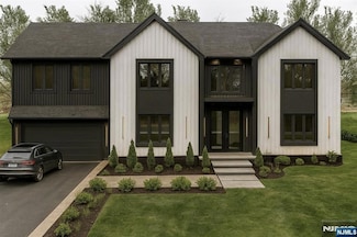 728 Closter Dock Rd, Closter, NJ 07624